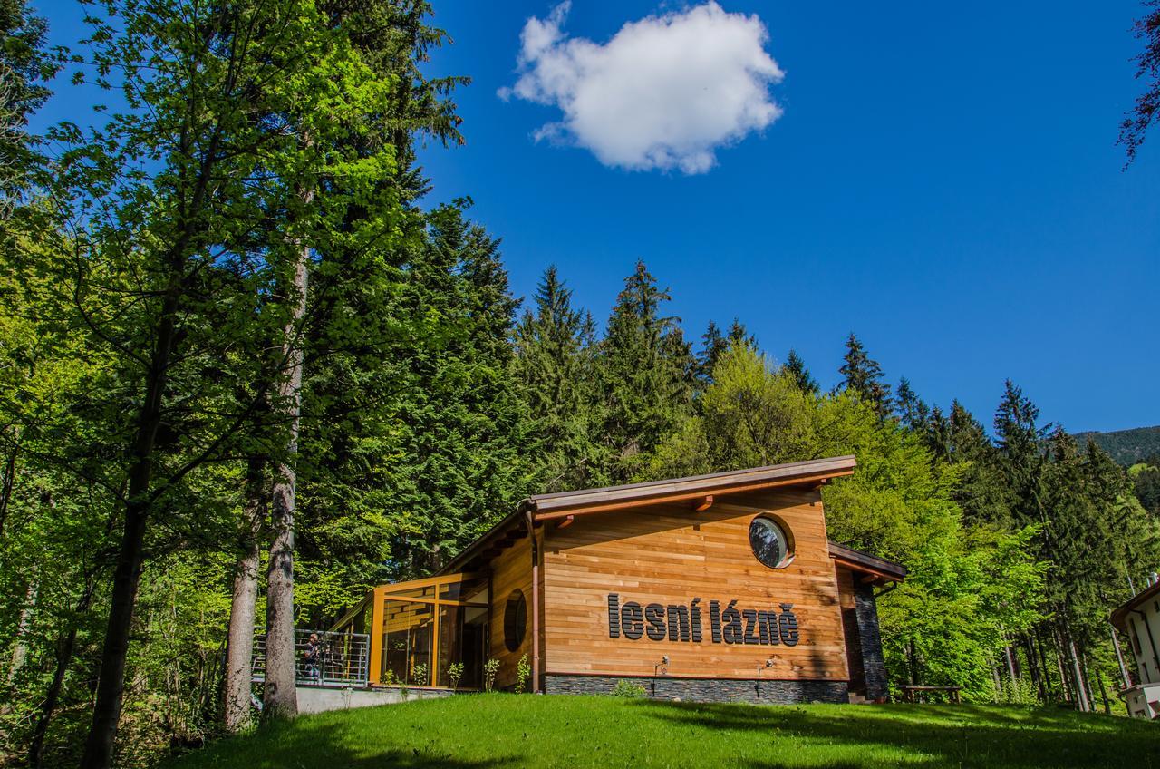 Horsky Hotel Celadenka / Mountain Resort Čeladná Kültér fotó