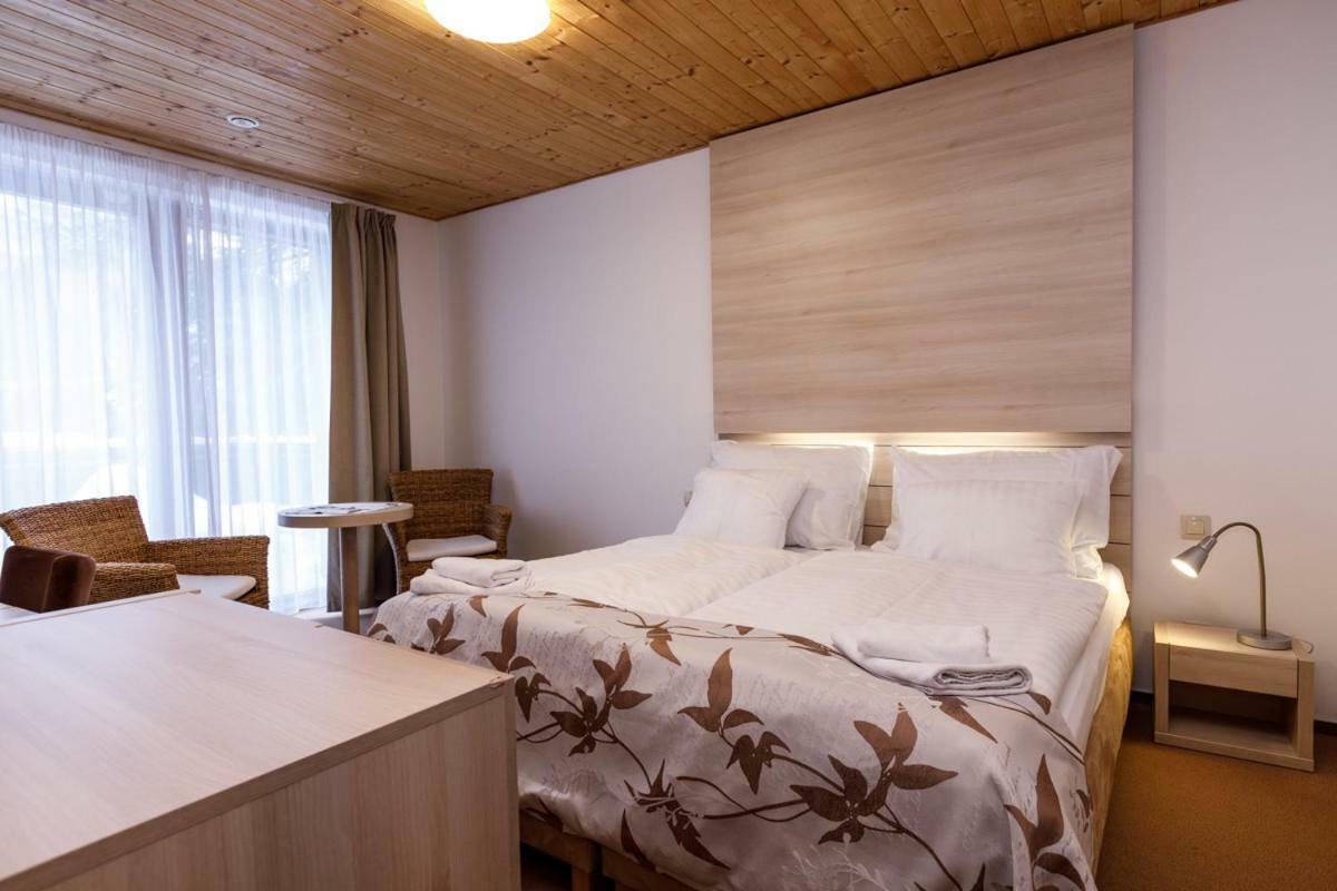 Horsky Hotel Celadenka / Mountain Resort Čeladná Kültér fotó