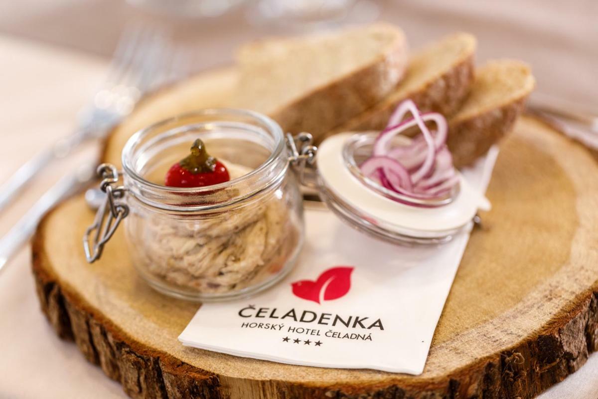 Horsky Hotel Celadenka / Mountain Resort Čeladná Kültér fotó